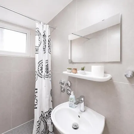 Home2stay Apartmenthaus Reutlingen-tuebingen Monteurzimmer Apartamento