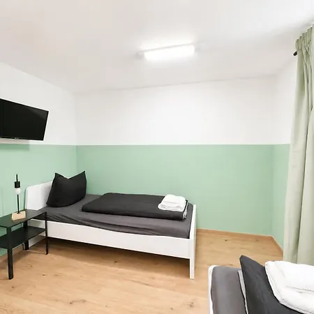 Home2stay Apartmenthaus Reutlingen-tuebingen Monteurzimmer * Reutlingen