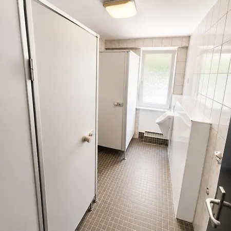 Apartamento Home2stay Apartmenthaus Reutlingen-tuebingen Monteurzimmer *