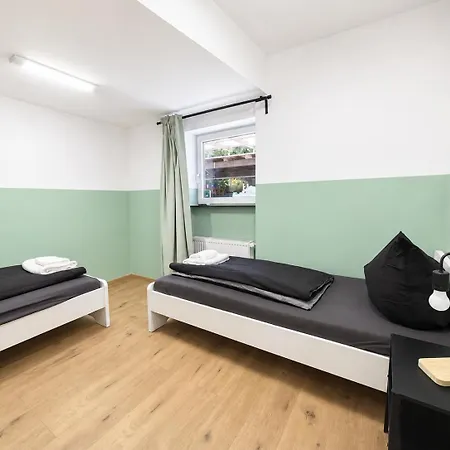 Apartamento Home2stay Apartmenthaus Reutlingen-tübingen Monteurzimmer Reutlingen